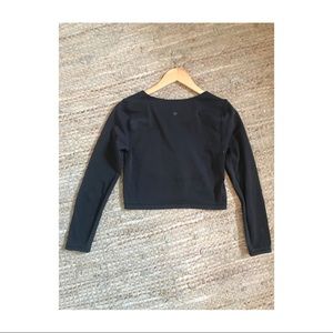 Long sleeve Lululemon Athletics crop Top